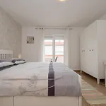With Parking Space Palit, Rab - 4970 Daire