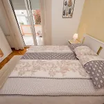 With Parking Space Palit, Rab - 4970 Daire Palit