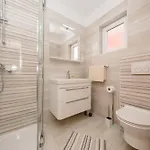 Apartment With Parking Space Palit, Rab - 4970