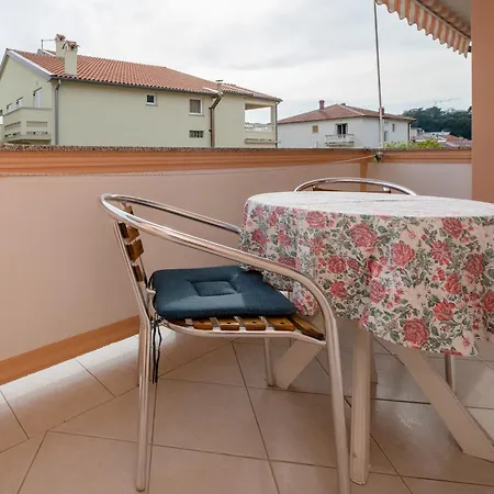 Apartmán With Parking Space Palit, Rab - 4970