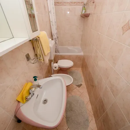 With Parking Space Palit, Rab - 4970 Apartmán *