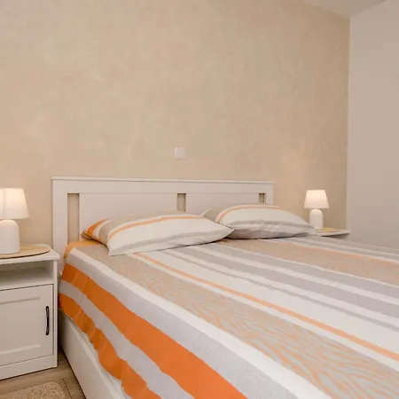 With Parking Space Palit, Rab - 4970 Apartmán *