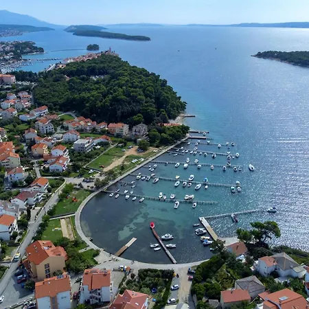 With Parking Space Palit, Rab - 4970 *