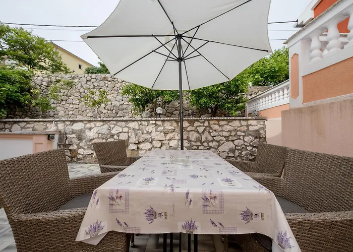 With Parking Space Palit, Rab - 4970 Appartamento *
