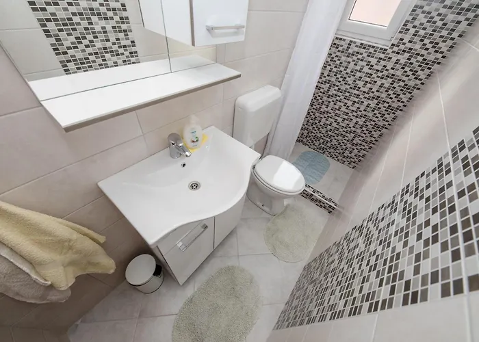 Appartamento With Parking Space Palit, Rab - 4970 Palit